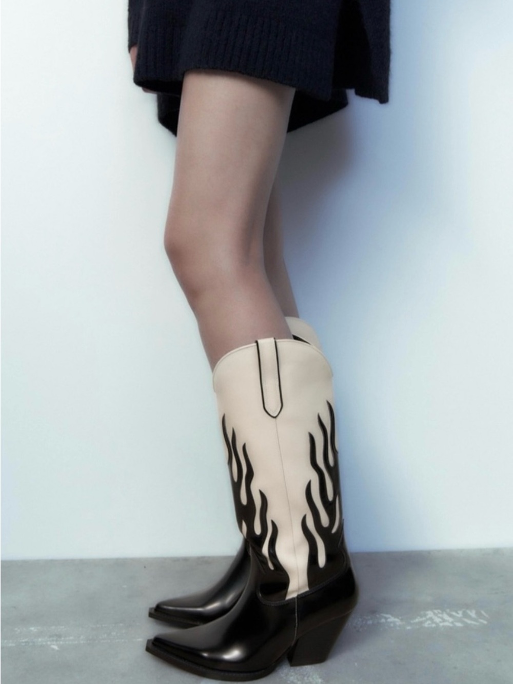 ZARA Contrasting Flame Cowboy Boots Black White Rare Sold Out Size 8